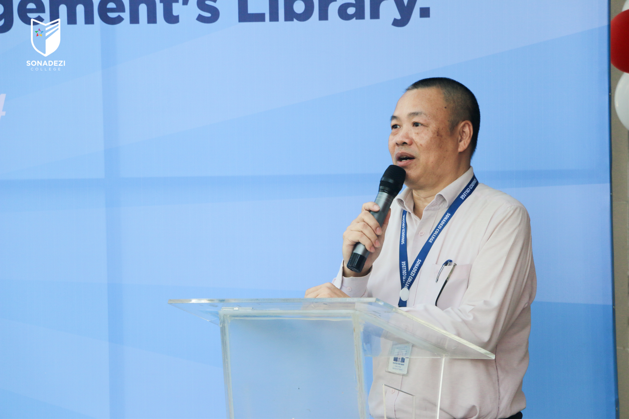 Khai trương Thư viện Trường Cao Đẳng Công nghệ và Quản trị Sonadezi: Kho tàng tri thức cho học sinh sinh viên